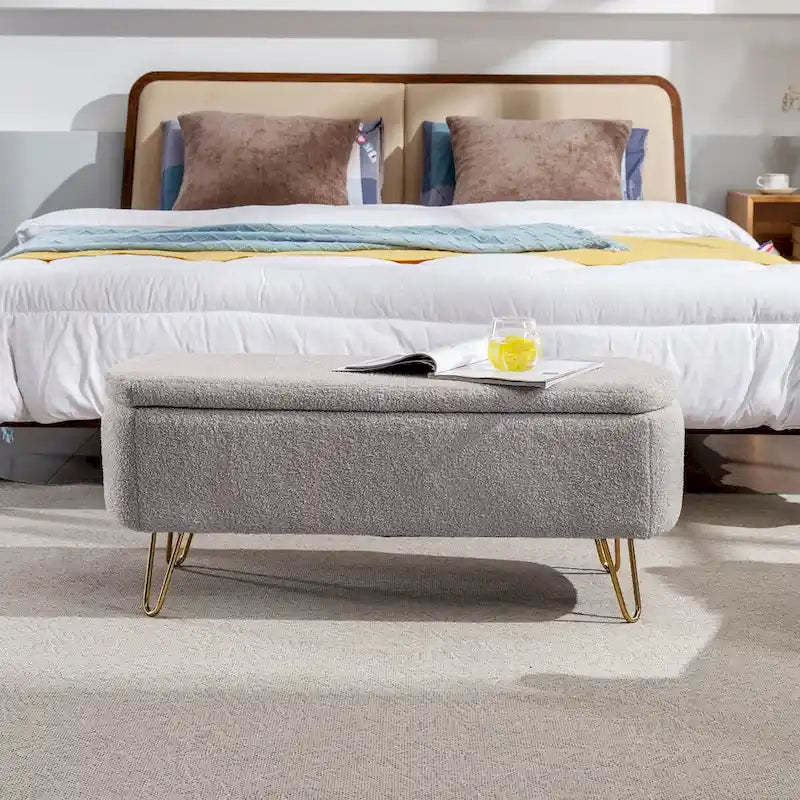 Banc ottoman de rangement avec pieds dorés pour bout de lit, banc d'entrée en fausse fourrure rembourré avec rangement pour salon et chambre à coucher