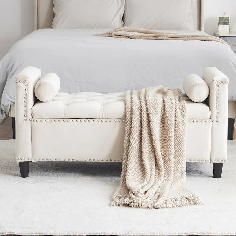 Banc de rangement, banc de lit queen en velours capitonné de 113 cm, banc d'entrée/salon avec accoudoirs, garniture cloutée